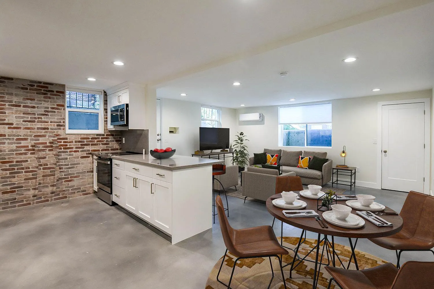 1 bed, 650 sqft, $1,400 — Photo 4