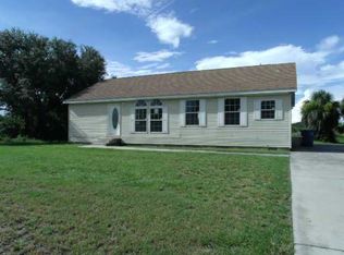 2040 S Montana Cir, Labelle, FL 33935