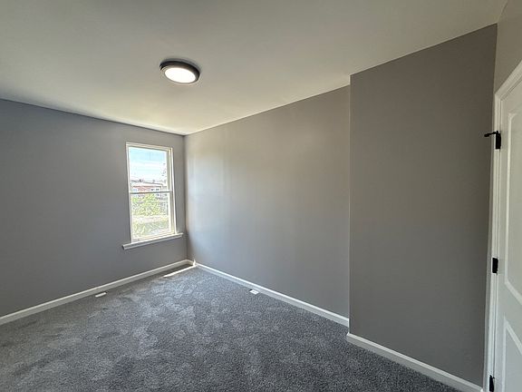 3rd image of 2847 W Garrison Ave
