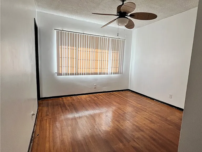 7142 Church Ave — Photo 8