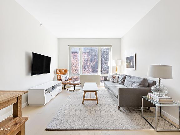3rd image of 541 Washington Ave Unit 303