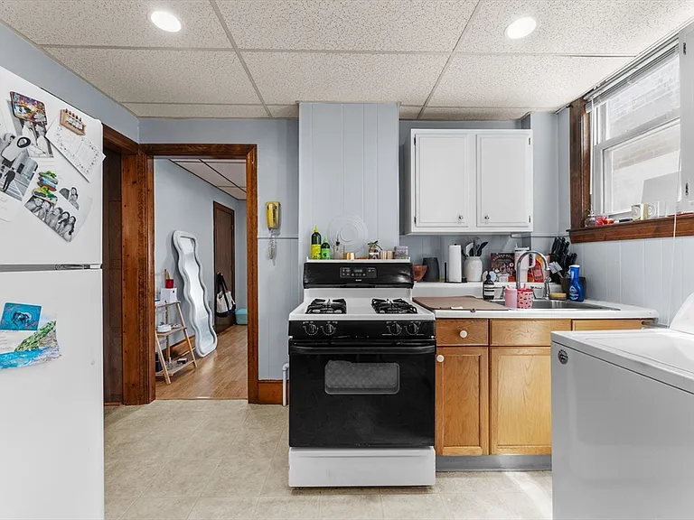 83 P St #3 — Photo 4