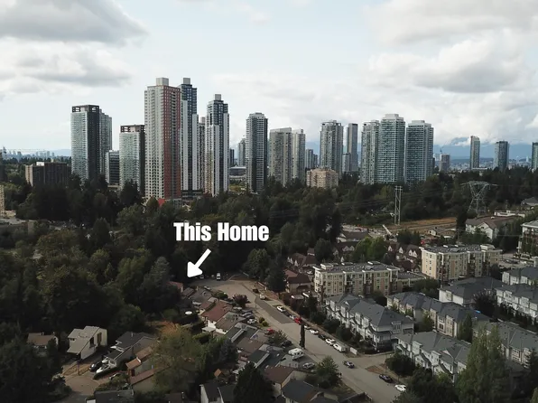 13870 Laurel Dr, Surrey, BC V3T 1A9