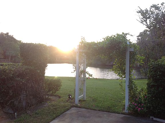 4th image of 10108 Lake Cove Ln