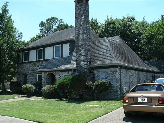 3rd image of 39 Yosemite Dr