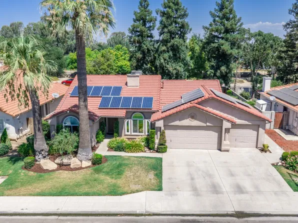 923 Oak Ave, Clovis, CA 93611