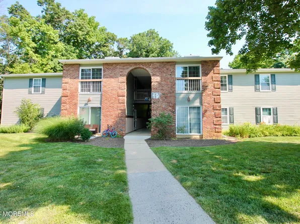 19-8 Augusta Court, Freehold, NJ 07728
