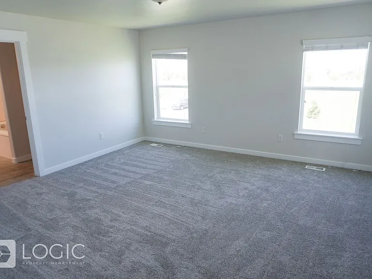 15180 S Gunpowder Ct — Photo 13