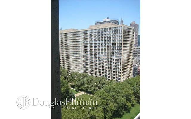 Rented by Douglas Elliman | media 10