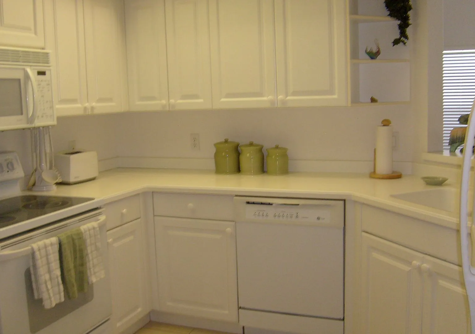 6872 Fairview Terrace — Photo 3
