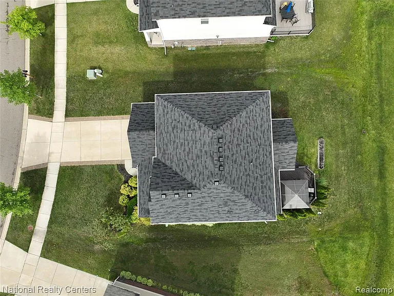 58180 Jonagold Ln — Photo 63