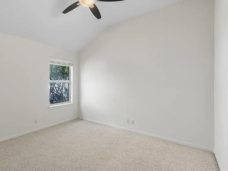1201 Springbrook Rd — Photo 16