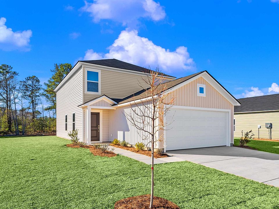 2nd image of 215 Birchwood Dr.