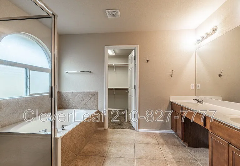409 Loch Lomond Dr — Photo 32