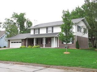 1916 Indiana Ln, Manhattan, KS 66502