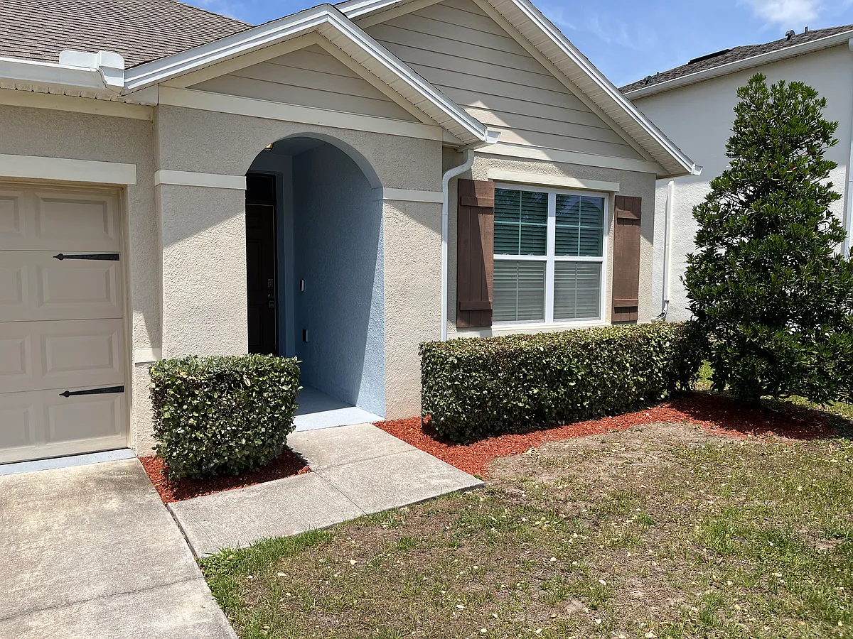 Building Photo - 5642 Western Sun Dr