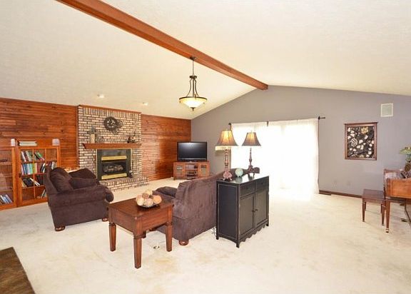 4th image of 5890 W 500 N