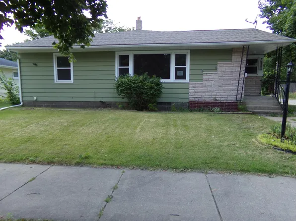 521 Kansas St, Winona, MN 55987