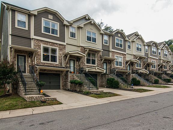 2nd image of 1053 Woodbury Falls Dr