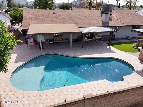 4th image of 3110 E LUPINE Avenue