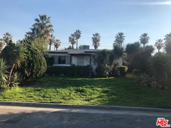 2450 Bunche Pl, Riverside, CA 92507