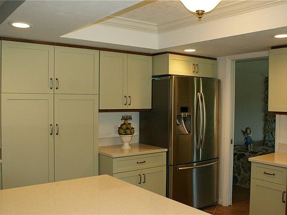 4th image of 4260 Glasgow Ct