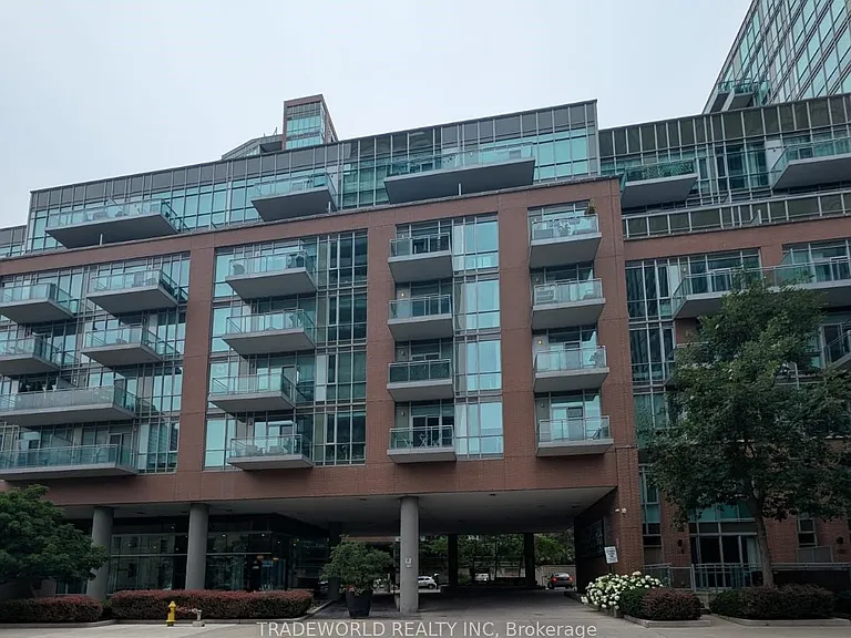 112 George St S #502 — Photo 1