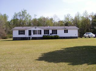 13997 Old Lake Road, Riegelwood, NC 28456