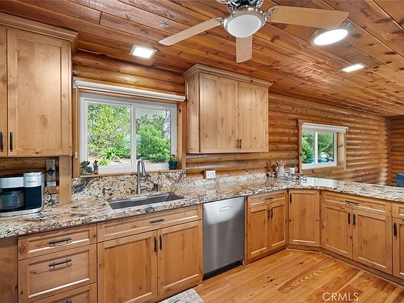 4th image of 4620 Obispo Rd