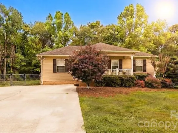5228 Crane Point Dr, Charlotte, NC 28227