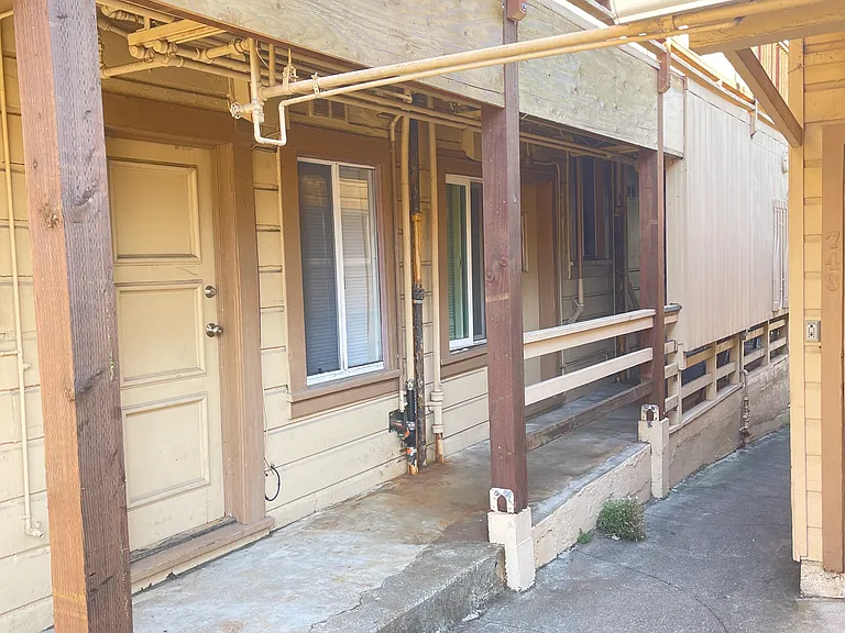 745 Cabrillo St — Photo 3