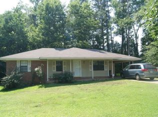 53 Ledsworth Dr, Columbus, MS 39702