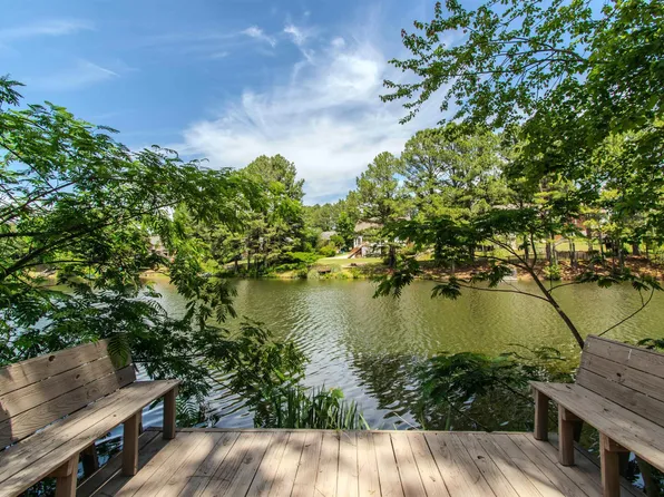 172 Treymoor Dr, Alabaster, AL 35007
