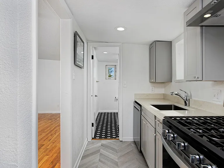 3374 W 32nd Ave — Photo 18