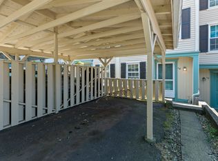 8 Rising Trail Dr #8, Middletown, CT 06457