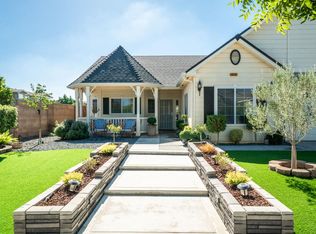 437 E Stanley Ave, Reedley, CA 93654