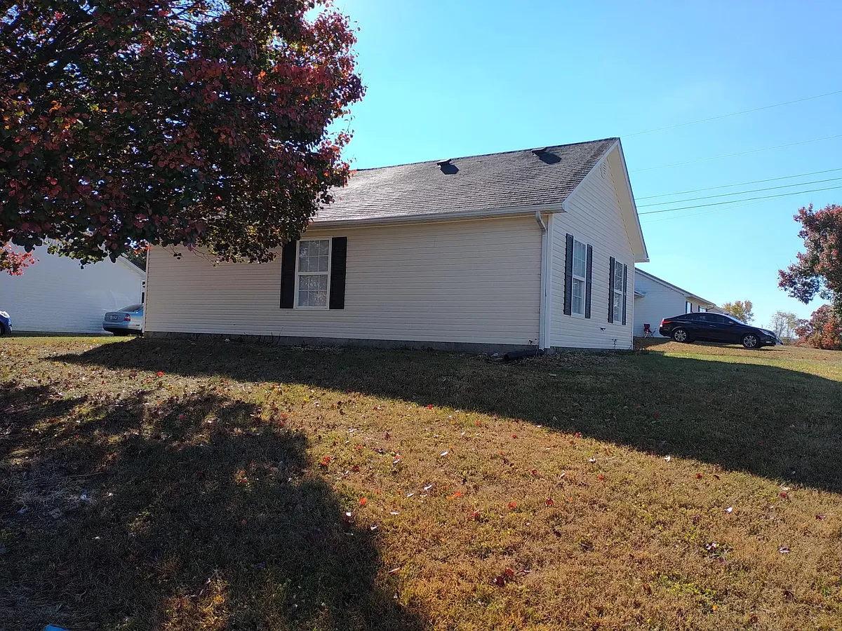 Building Photo - 224 Kiester Dr
