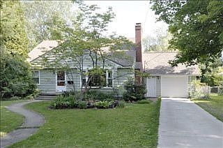 2nd image of 2916 Ellamarie Dr