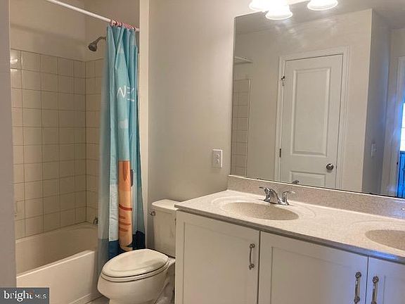 5th image of 810 Quinn Ct