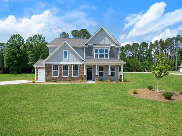 262 Oakmonte Cir, Greenwood, SC 29649