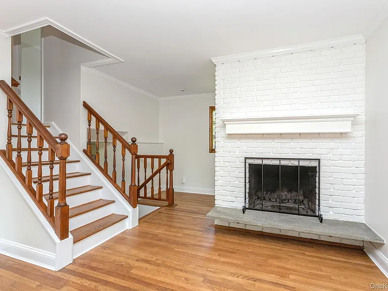9 Marlene Ct — Photo 7