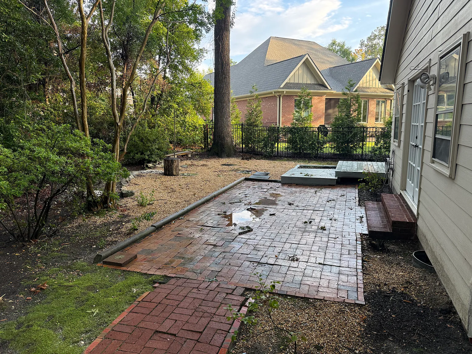 2 bed, 1000 sqft, $1,400 — Photo 3