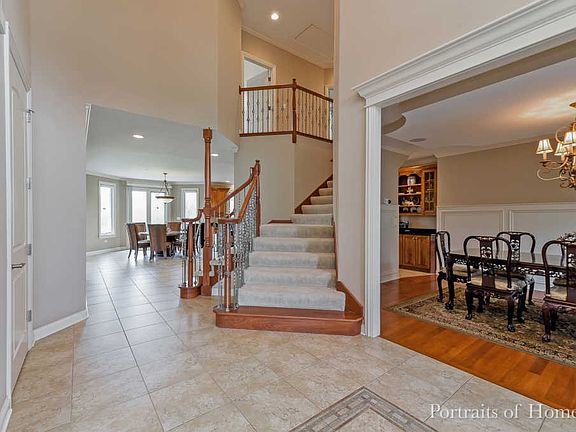5th image of 16751 Wilshire Ct