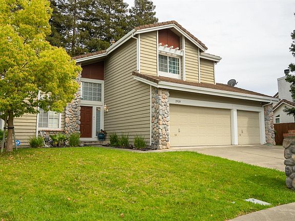 3rd image of 2920 Willow Court