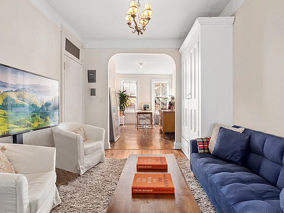 2nd image of 314 E 83rd St APT 3W