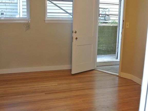 entry to living room