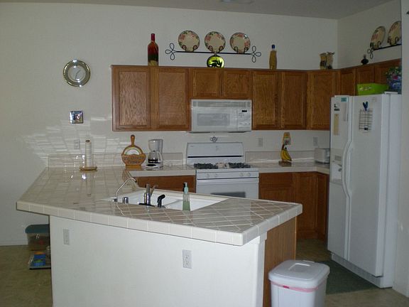 3rd image of 2621 E Skyview Ave