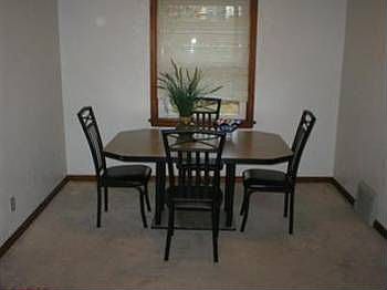 2nd image of 2862 Chadwick Dr