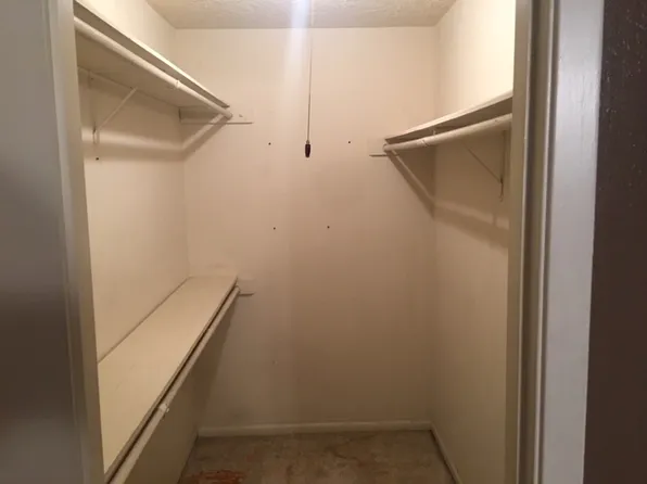 1117 Meadowland Dr, Beaumont, TX 77706