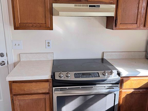 2nd image of 609 Mitchell Ave